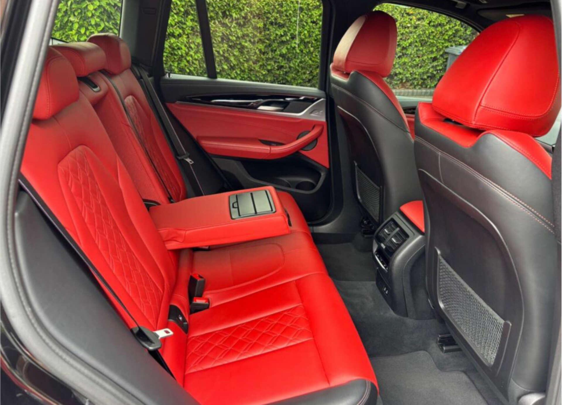 BMW X3 view 5
