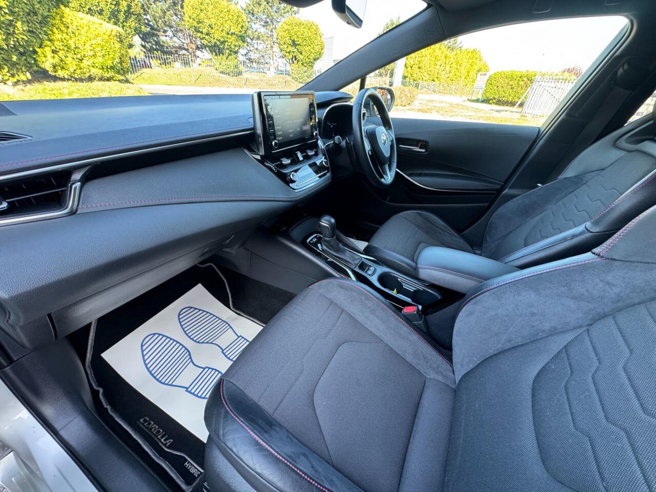 Toyota Corolla view 8