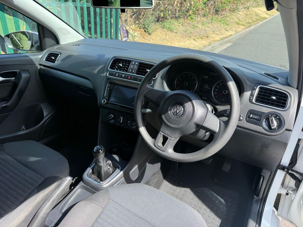 Volkswagen Polo view 27