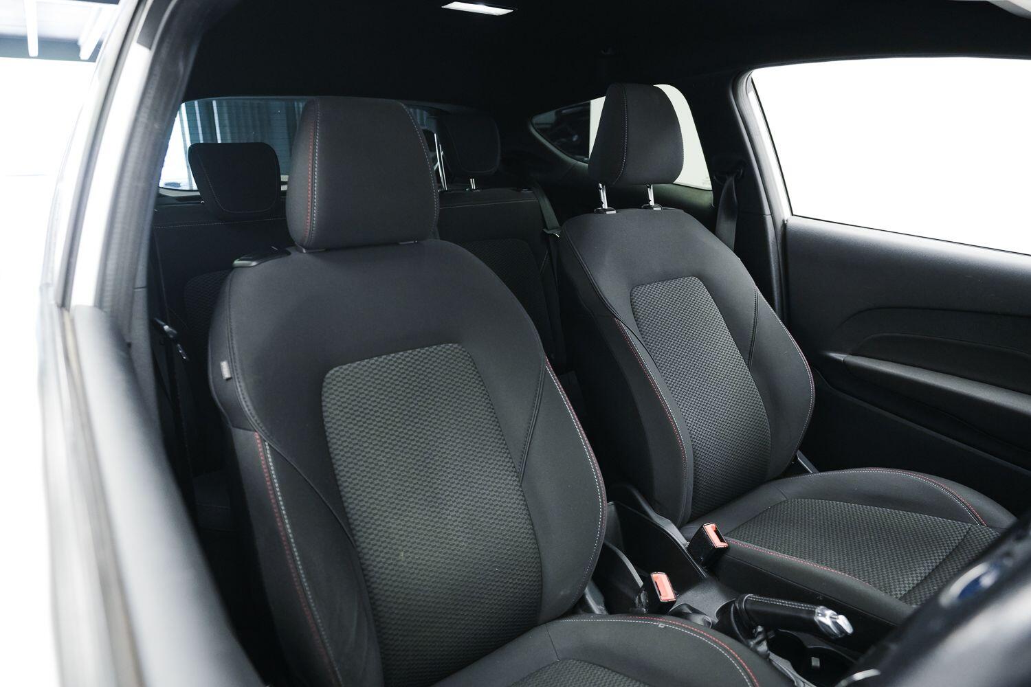 Ford Fiesta view 11