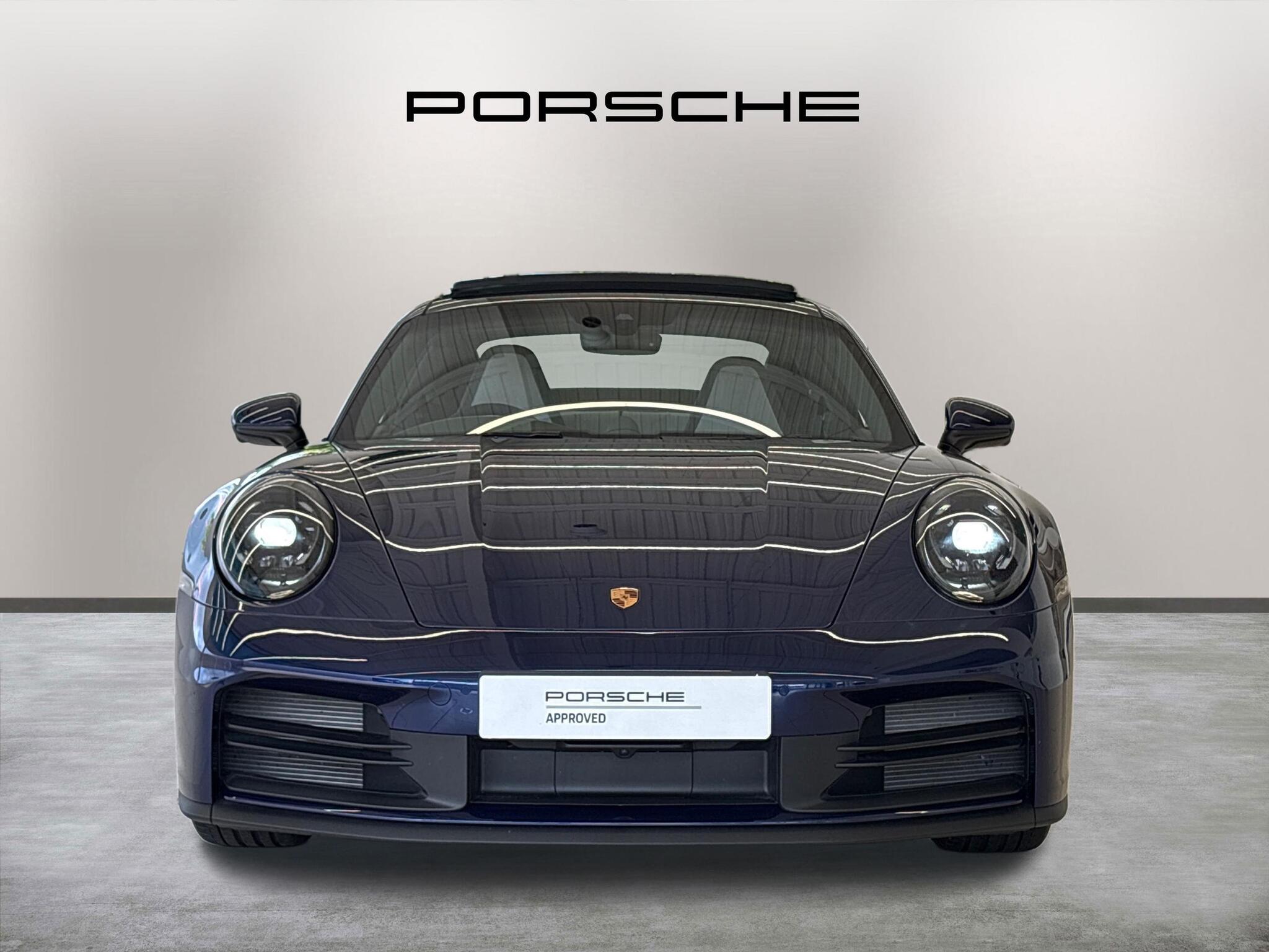 Porsche 911 view 2