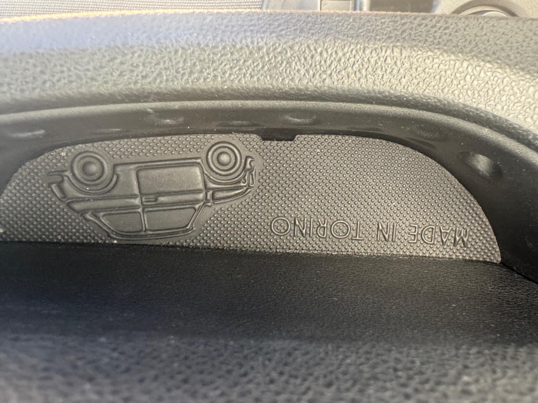 Fiat 500e view 24