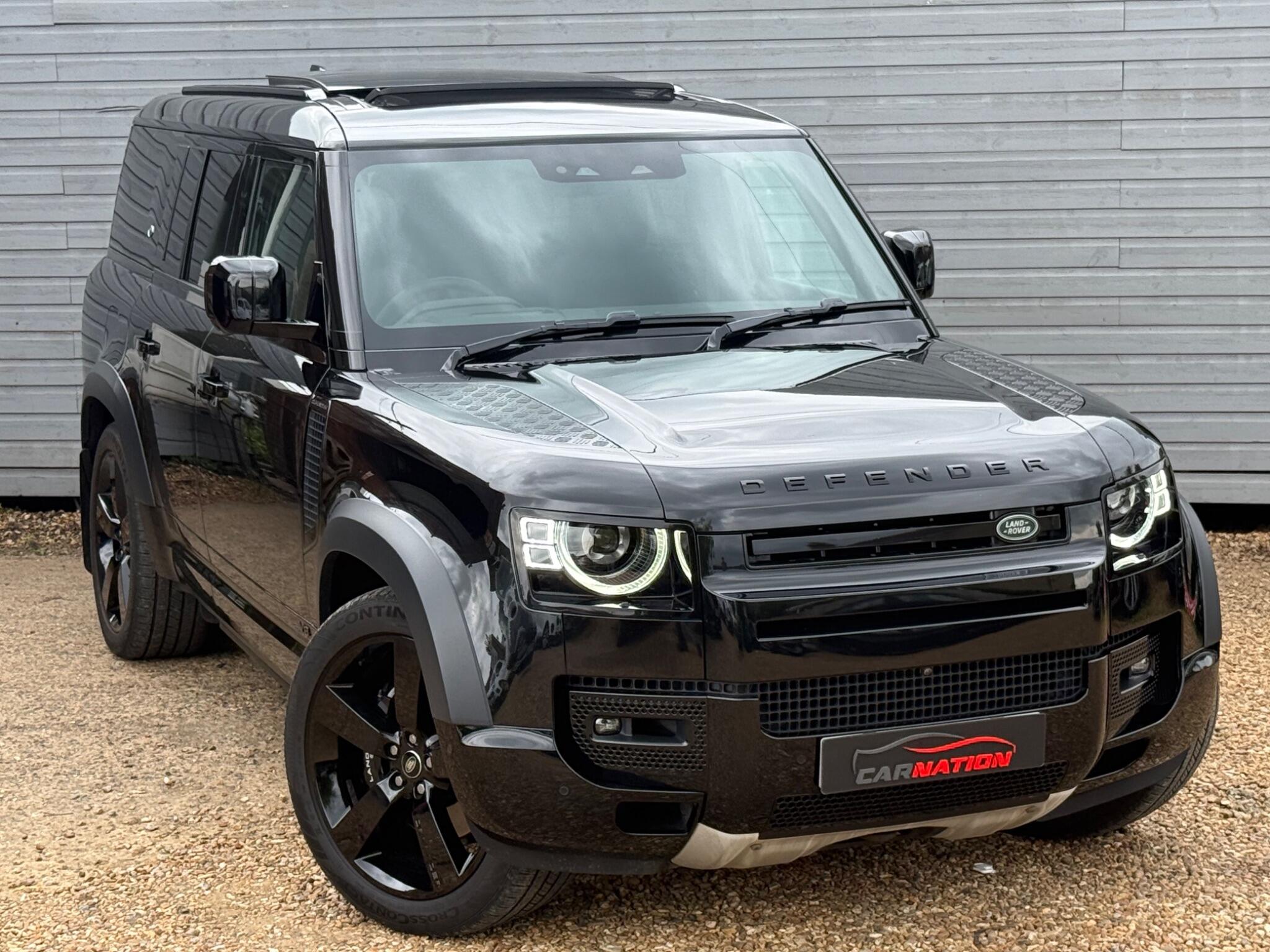 Land Rover Defender 130 view 5