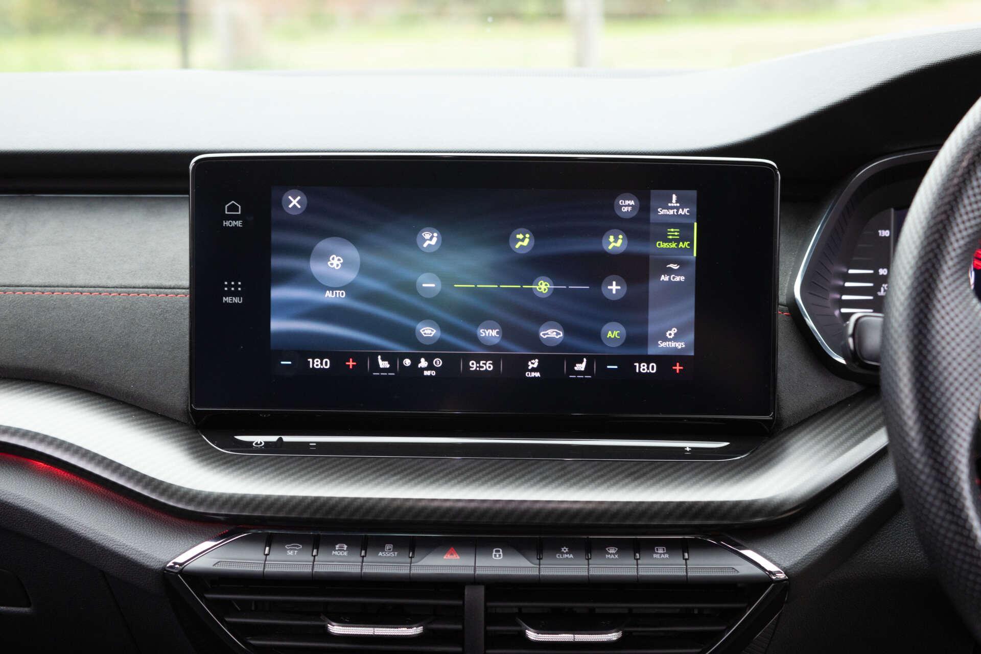 Skoda Octavia view 69