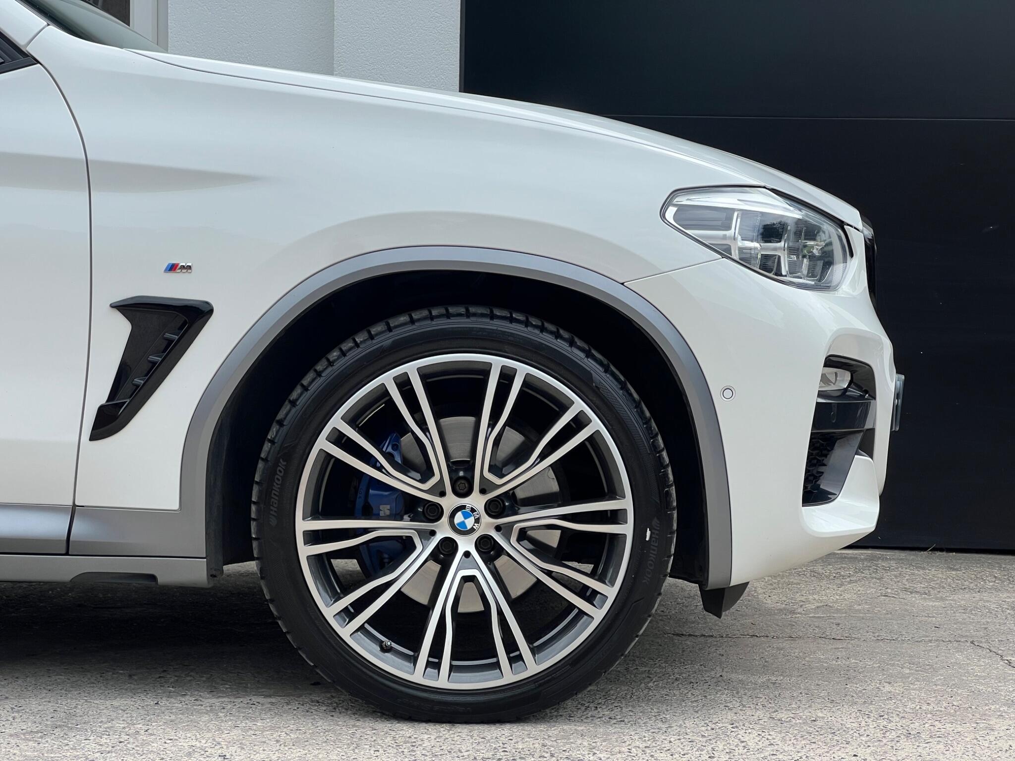 BMW X4 view 8