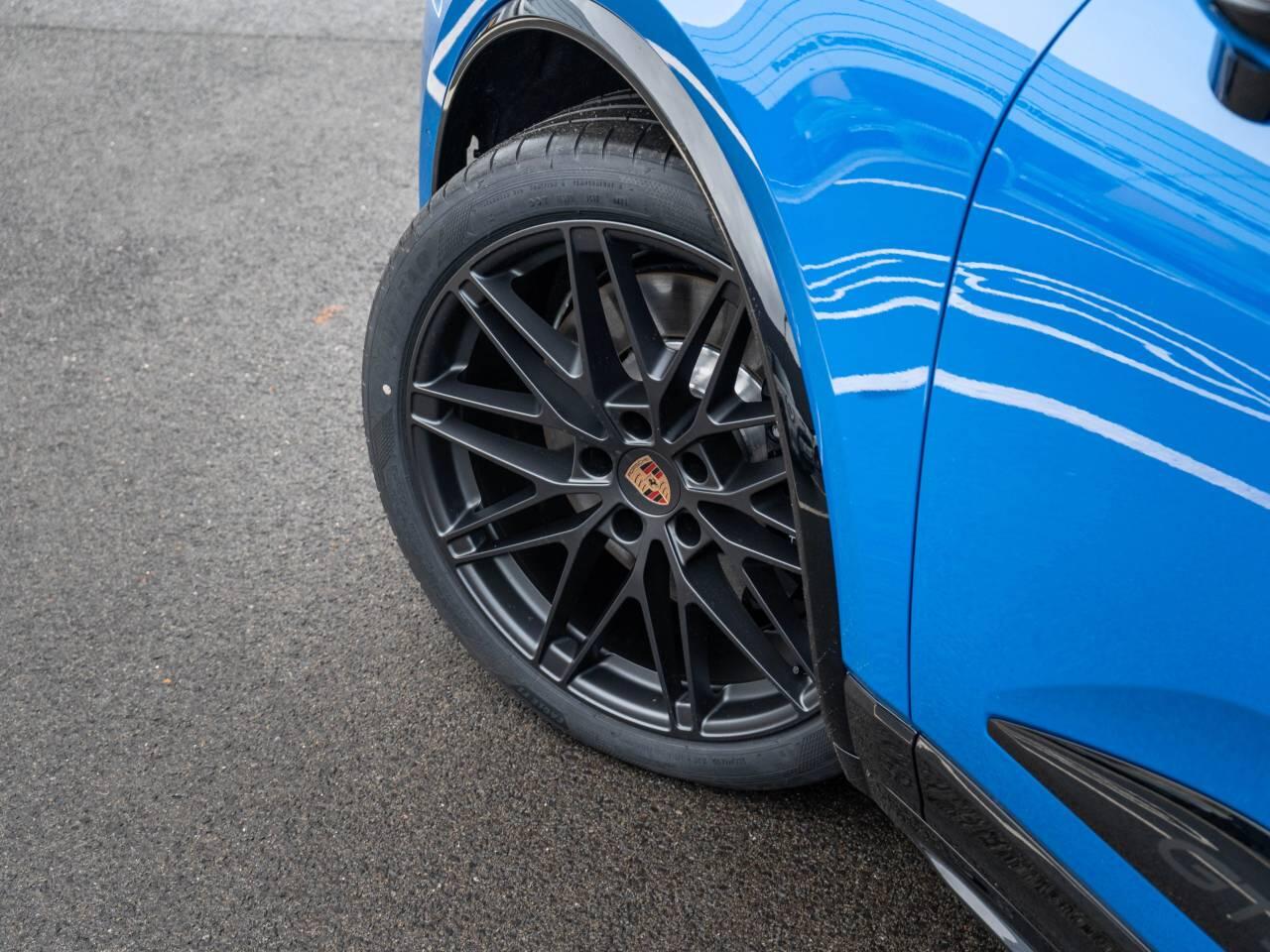 Porsche Macan view 49