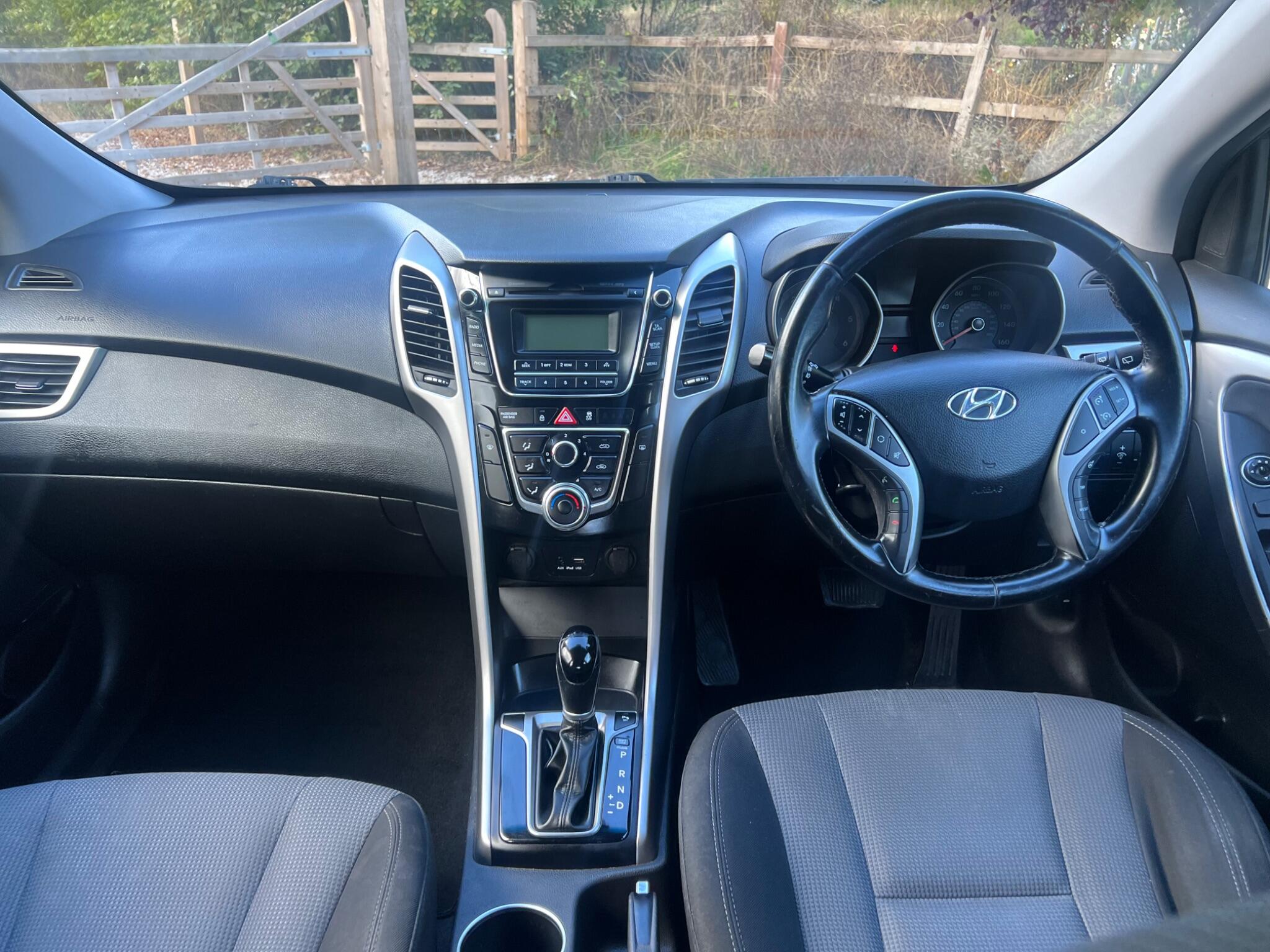 Hyundai i30 view 11