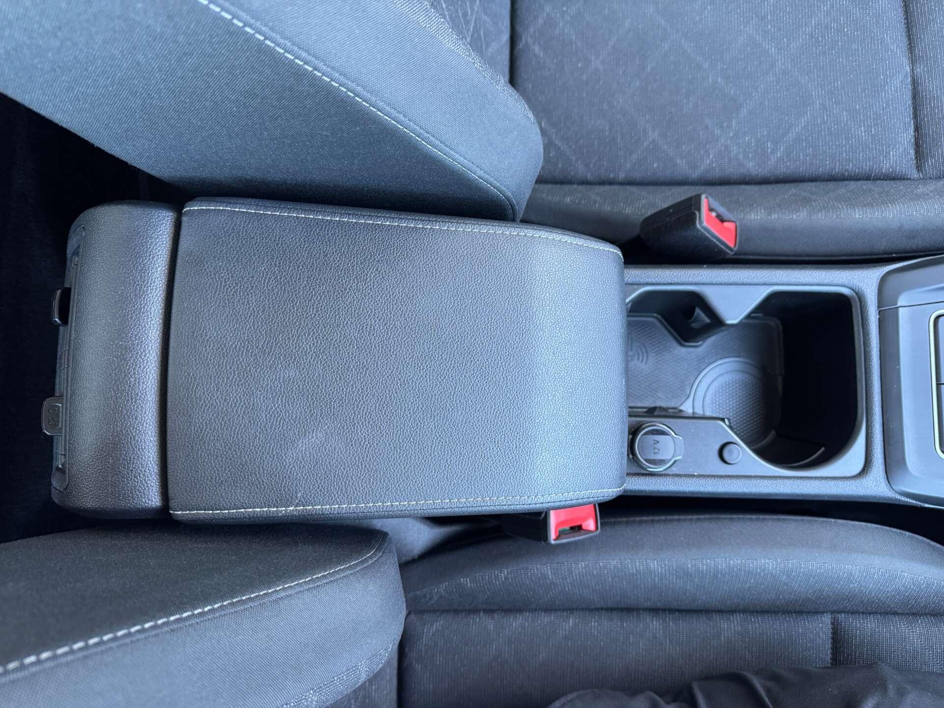 Volkswagen Golf view 31