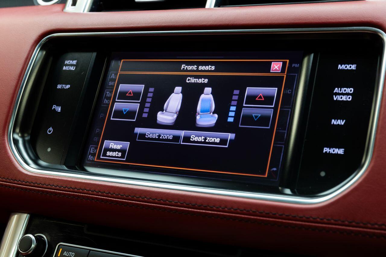 Land Rover Range Rover Sport view 30