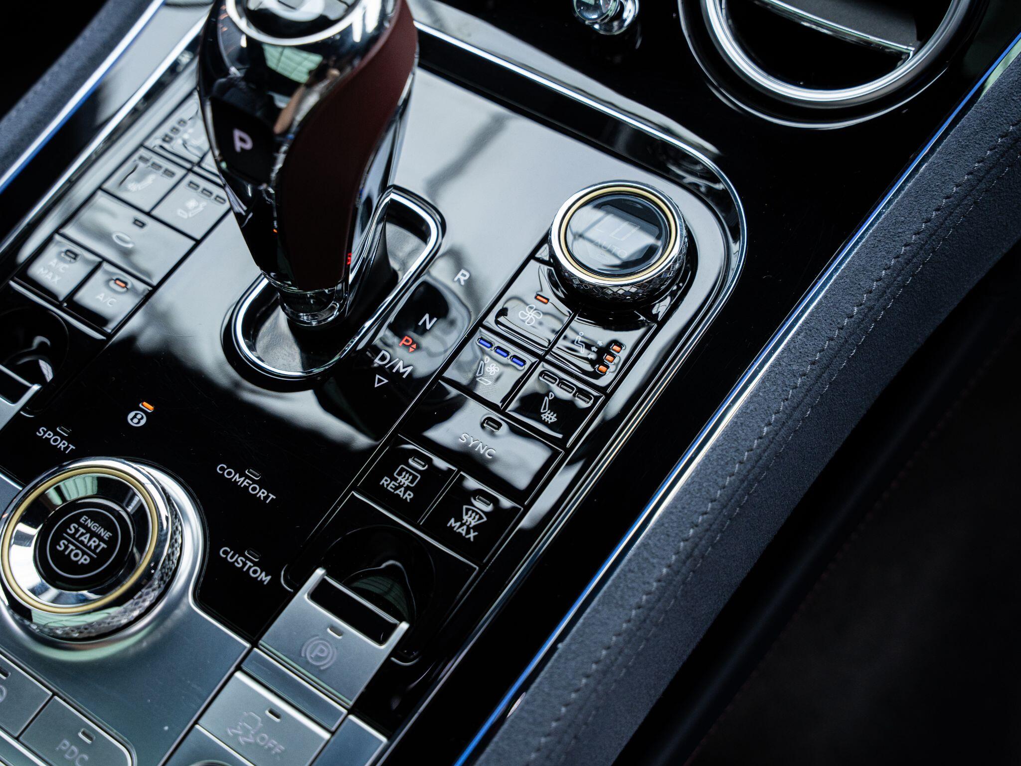 Bentley Continental view 36
