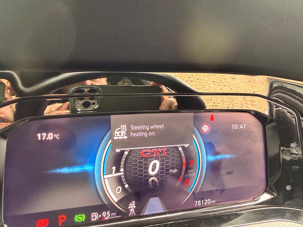 Volkswagen Golf view 45