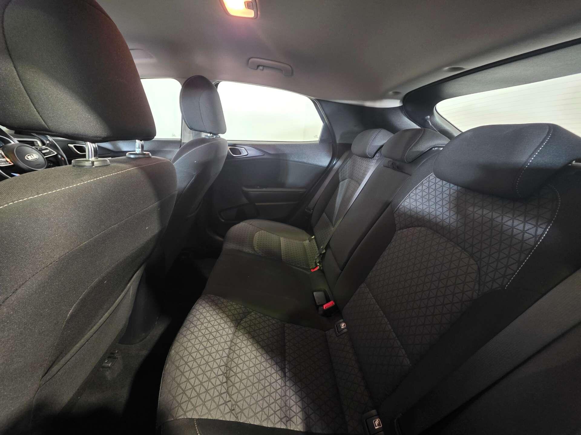 Kia Xceed view 45