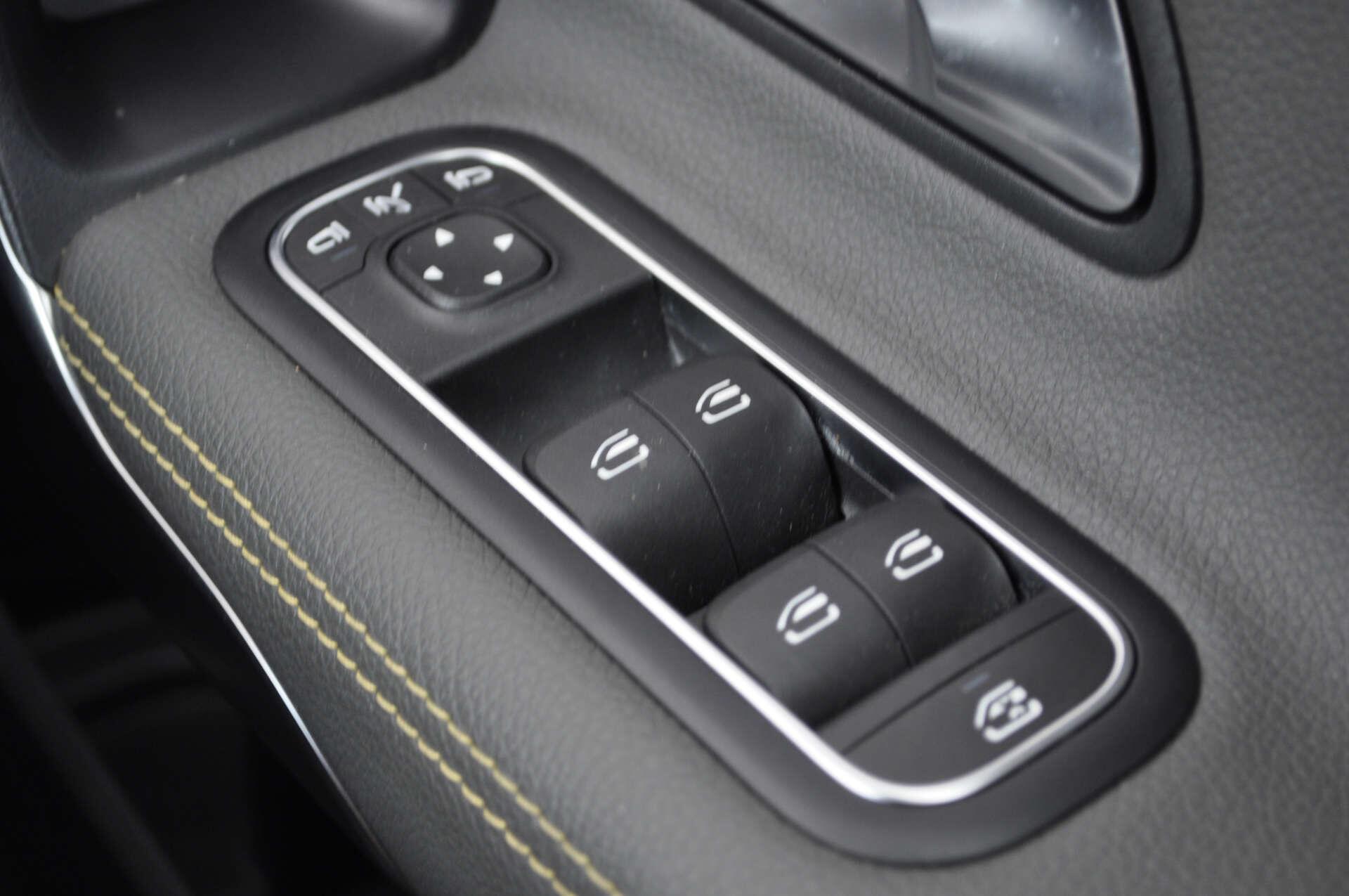 Mercedes-Benz A Class view 25