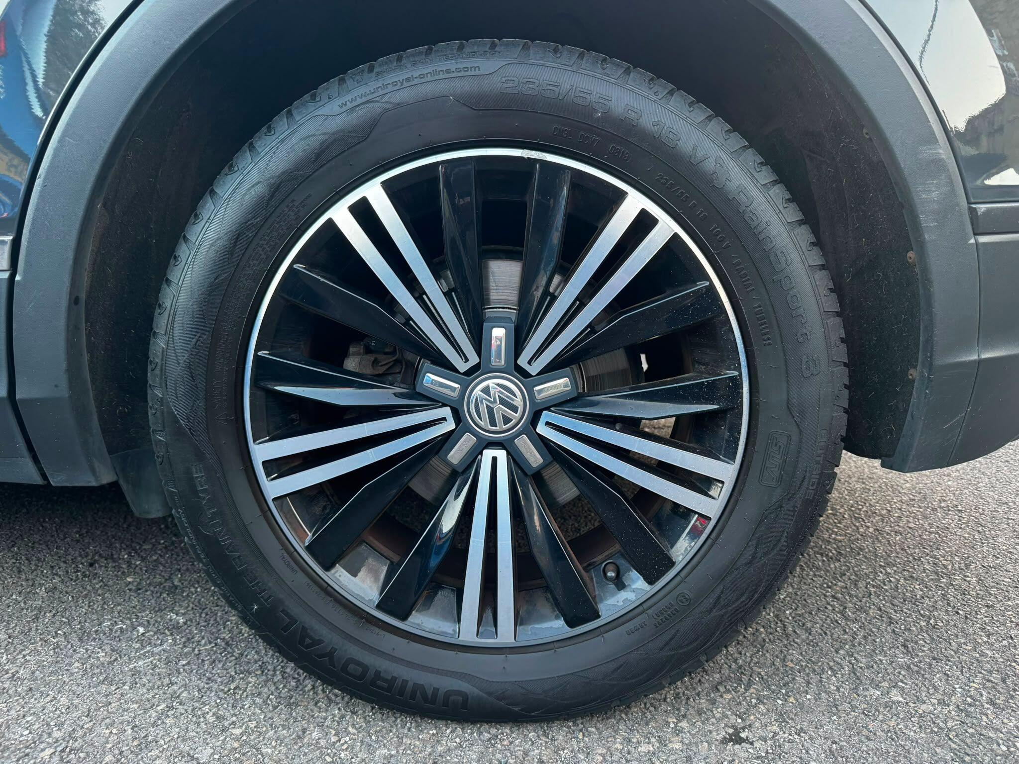 Volkswagen Tiguan view 52