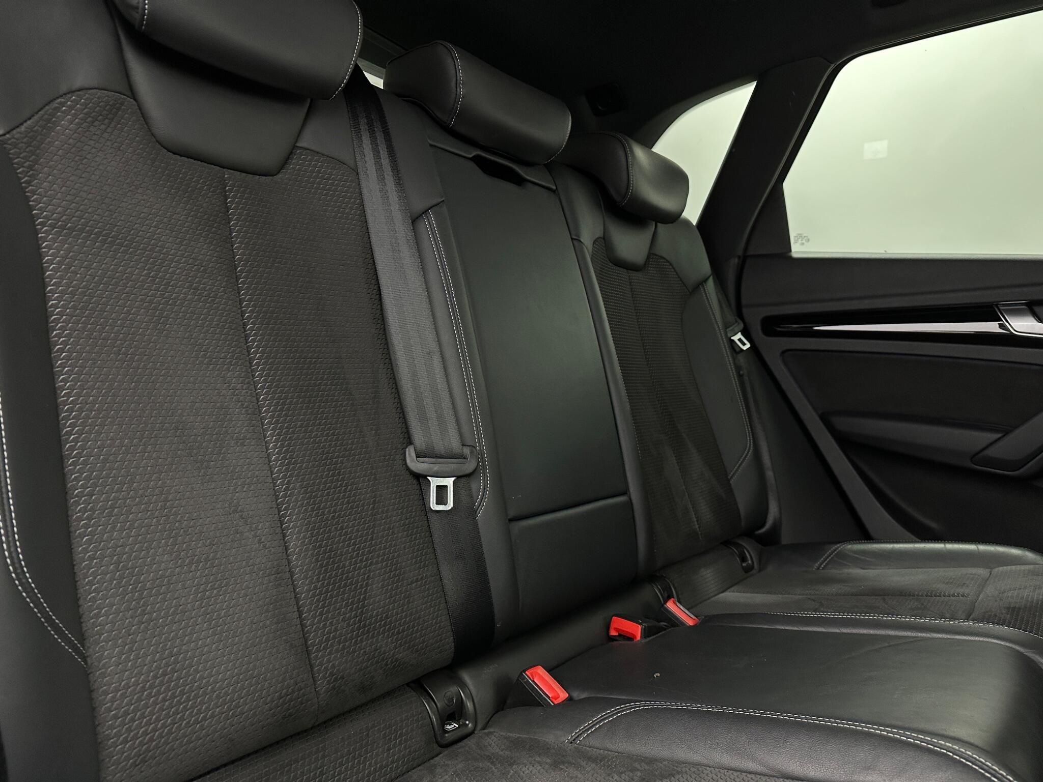 Audi Q5 view 41