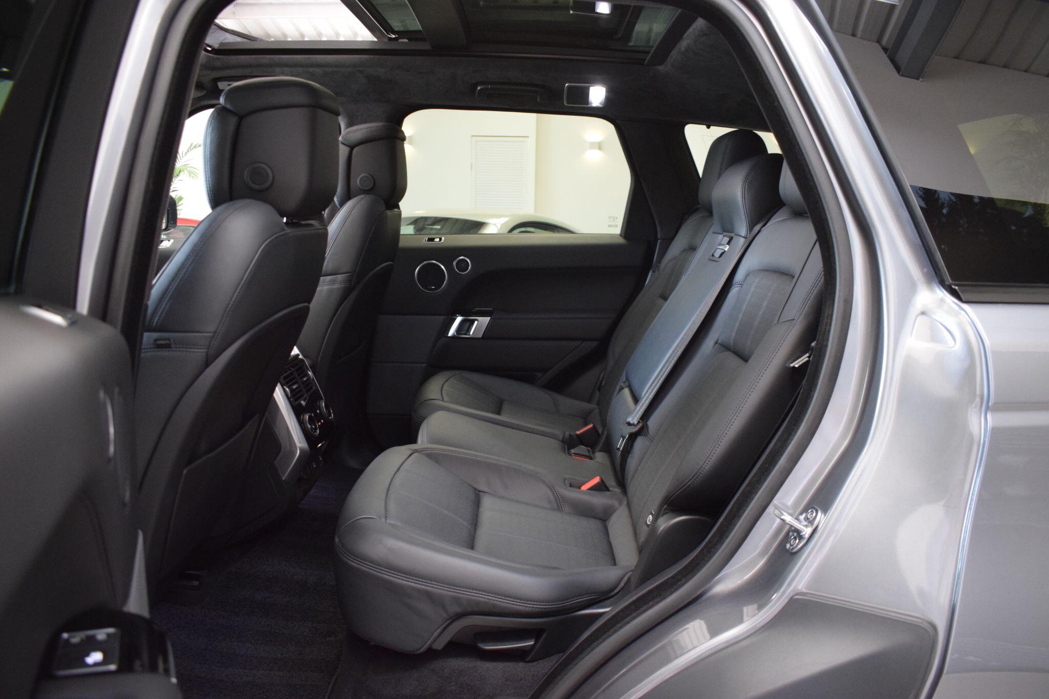 Land Rover Range Rover Sport view 31