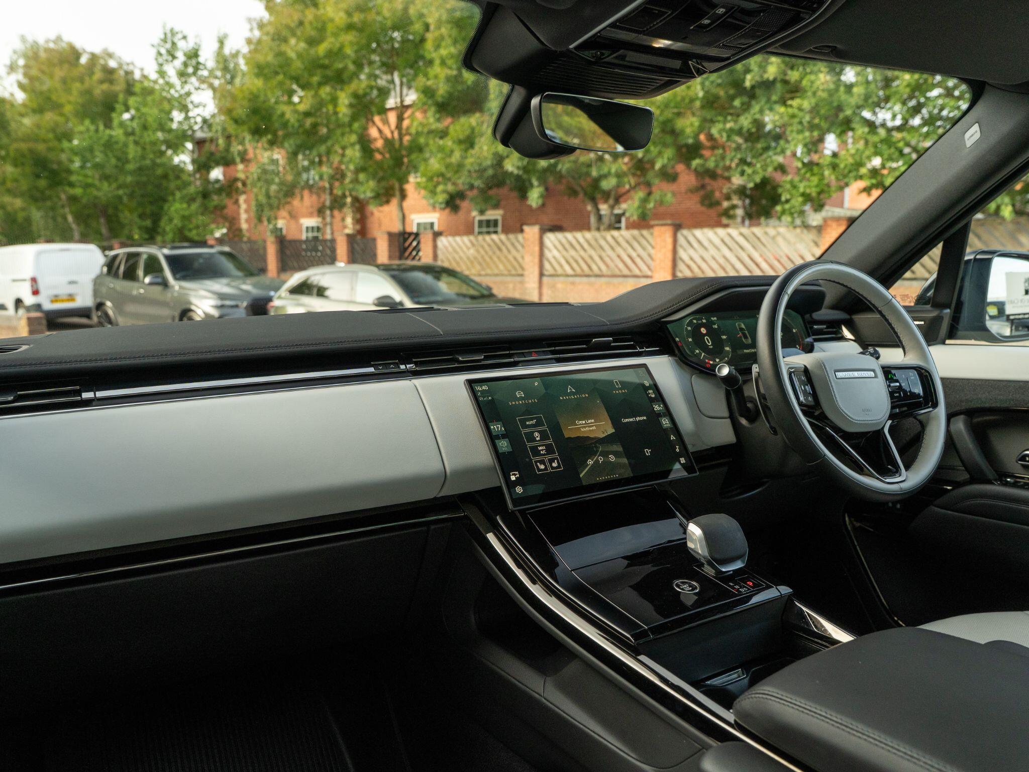Land Rover Range Rover Sport view 41