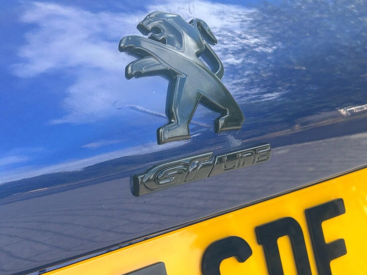 Peugeot 308 view 17