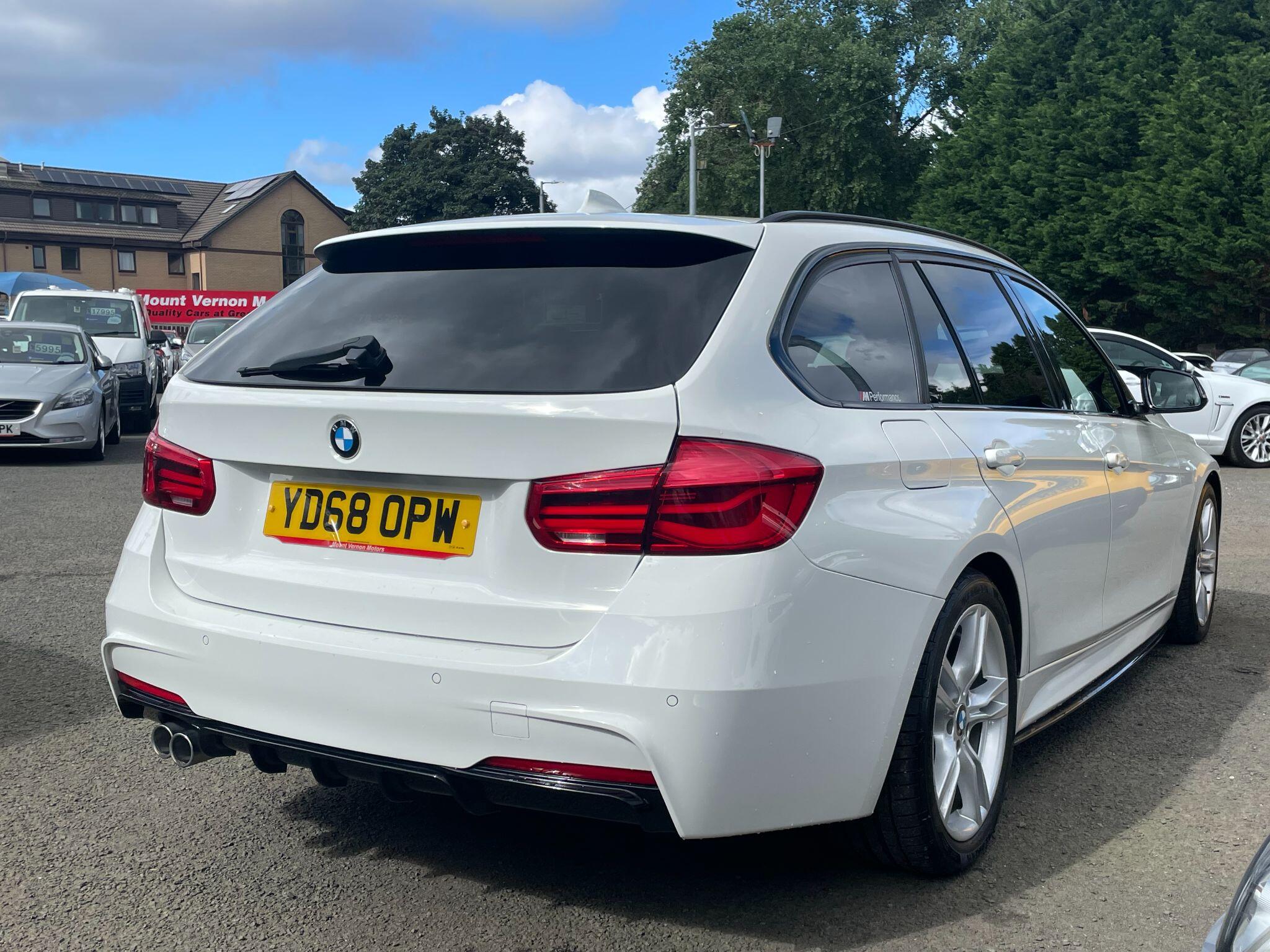 BMW 3 Series view 13