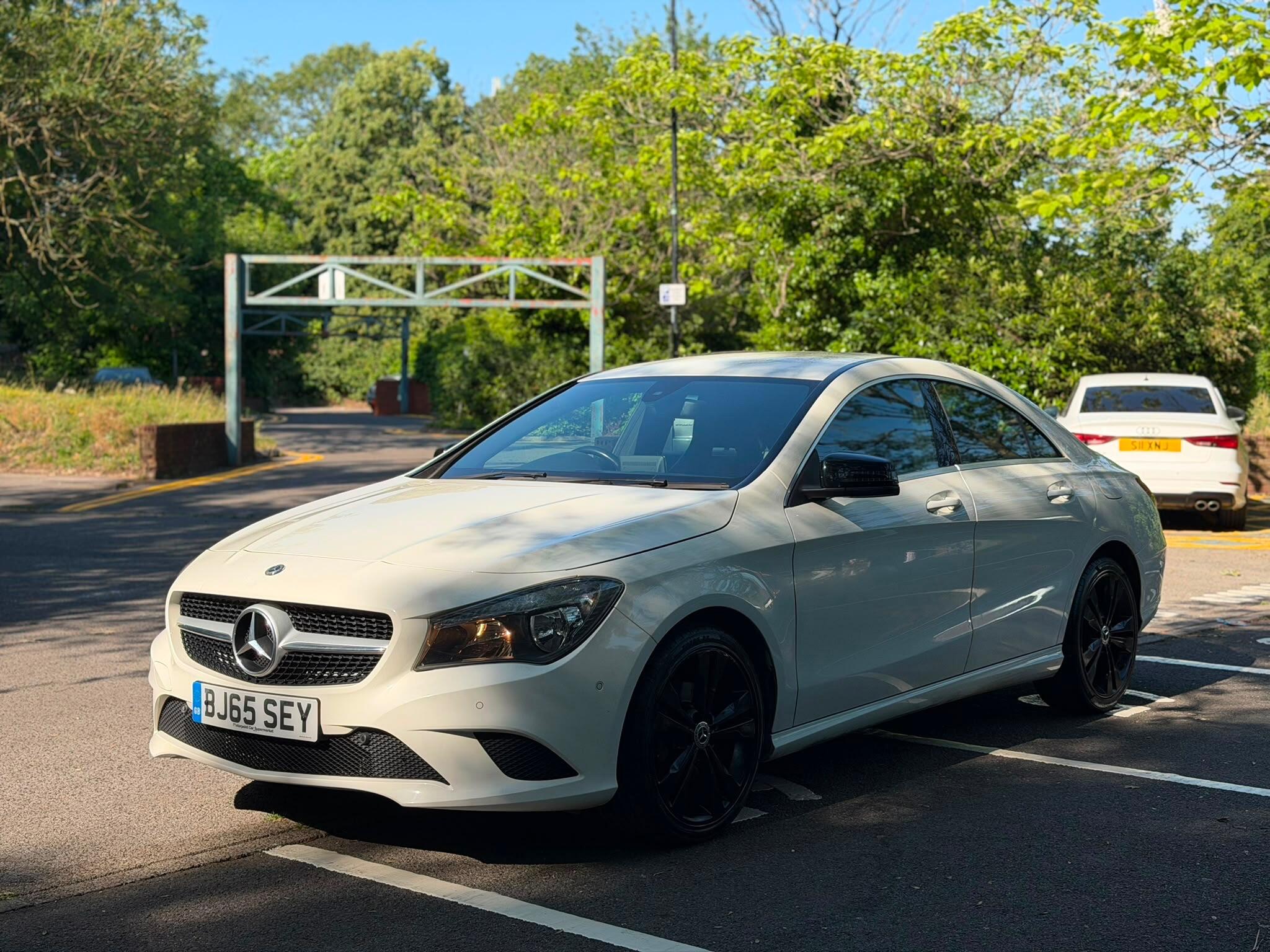 Mercedes-Benz CLA view 7
