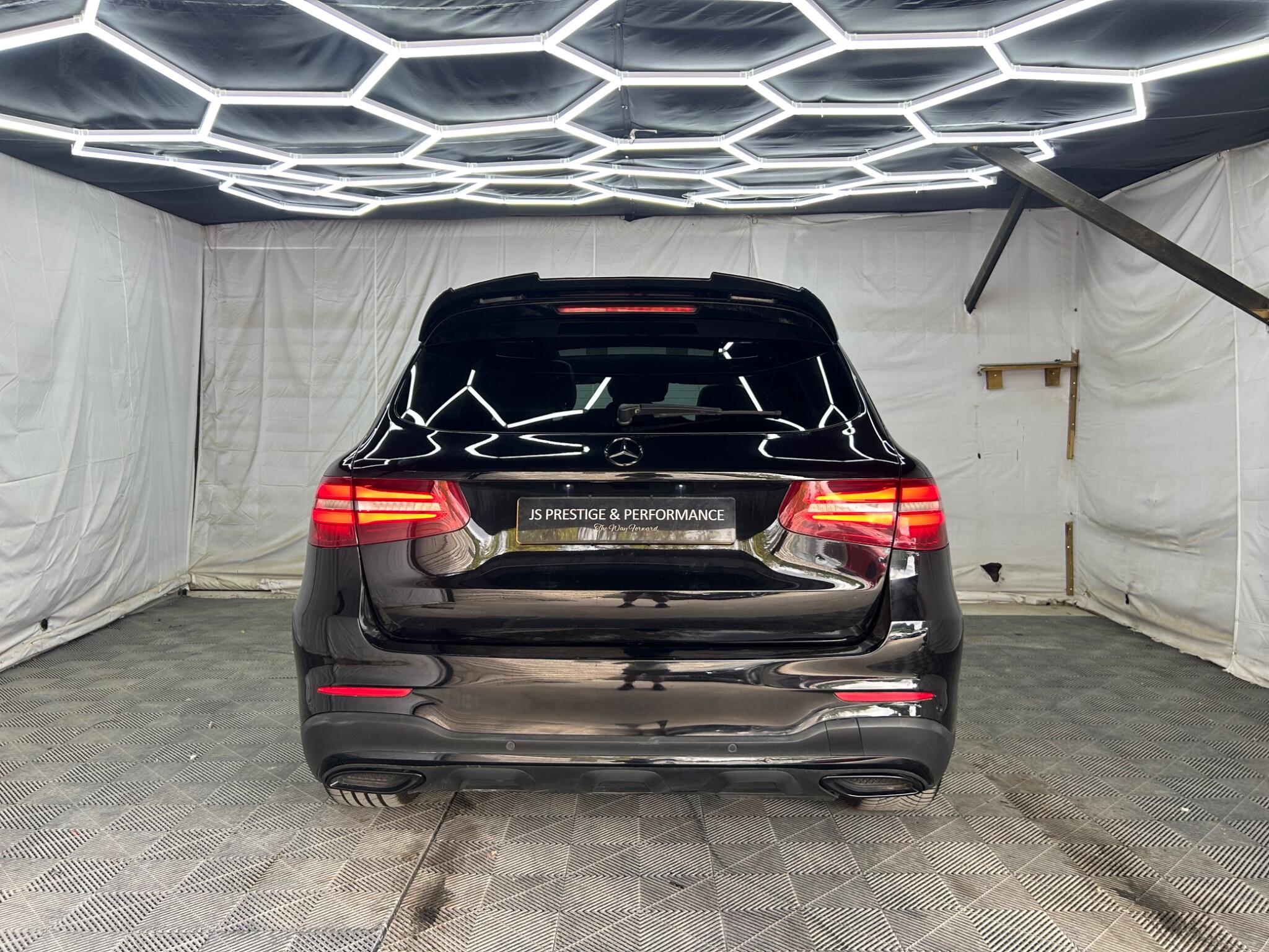 Mercedes-Benz GLC view 7