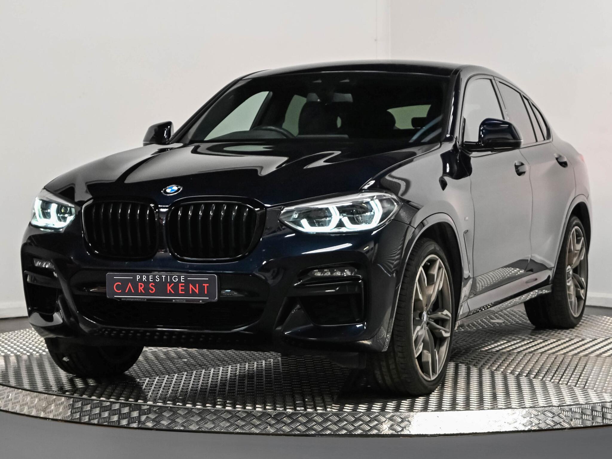 BMW X4 view 6