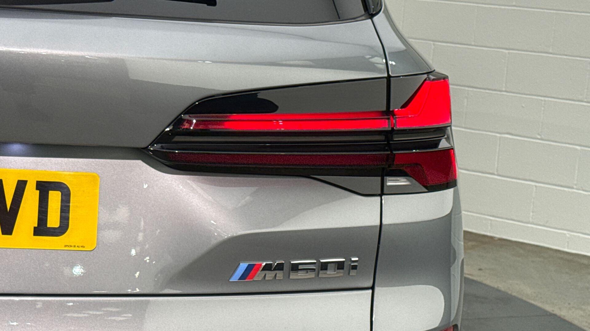 BMW X5 view 23