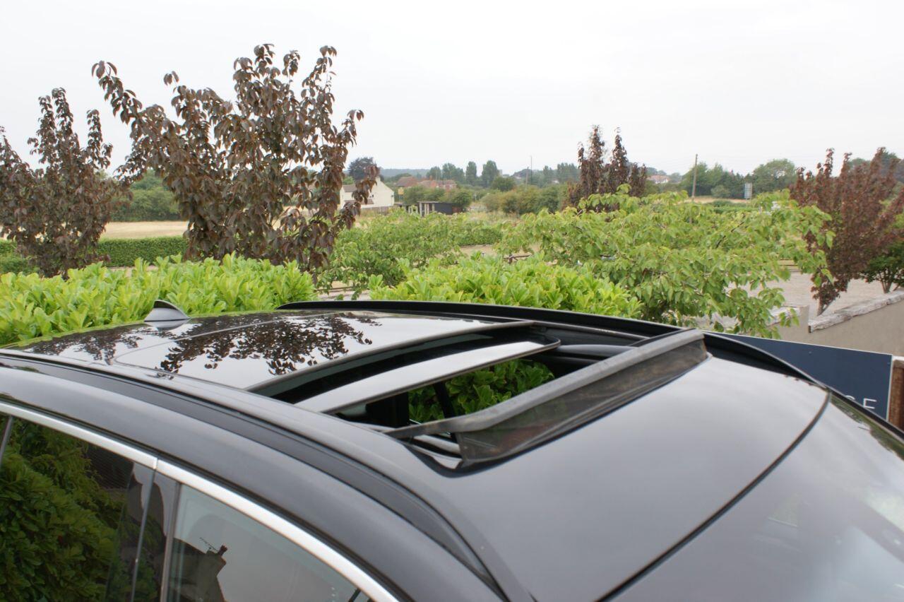 BMW X3 view 4