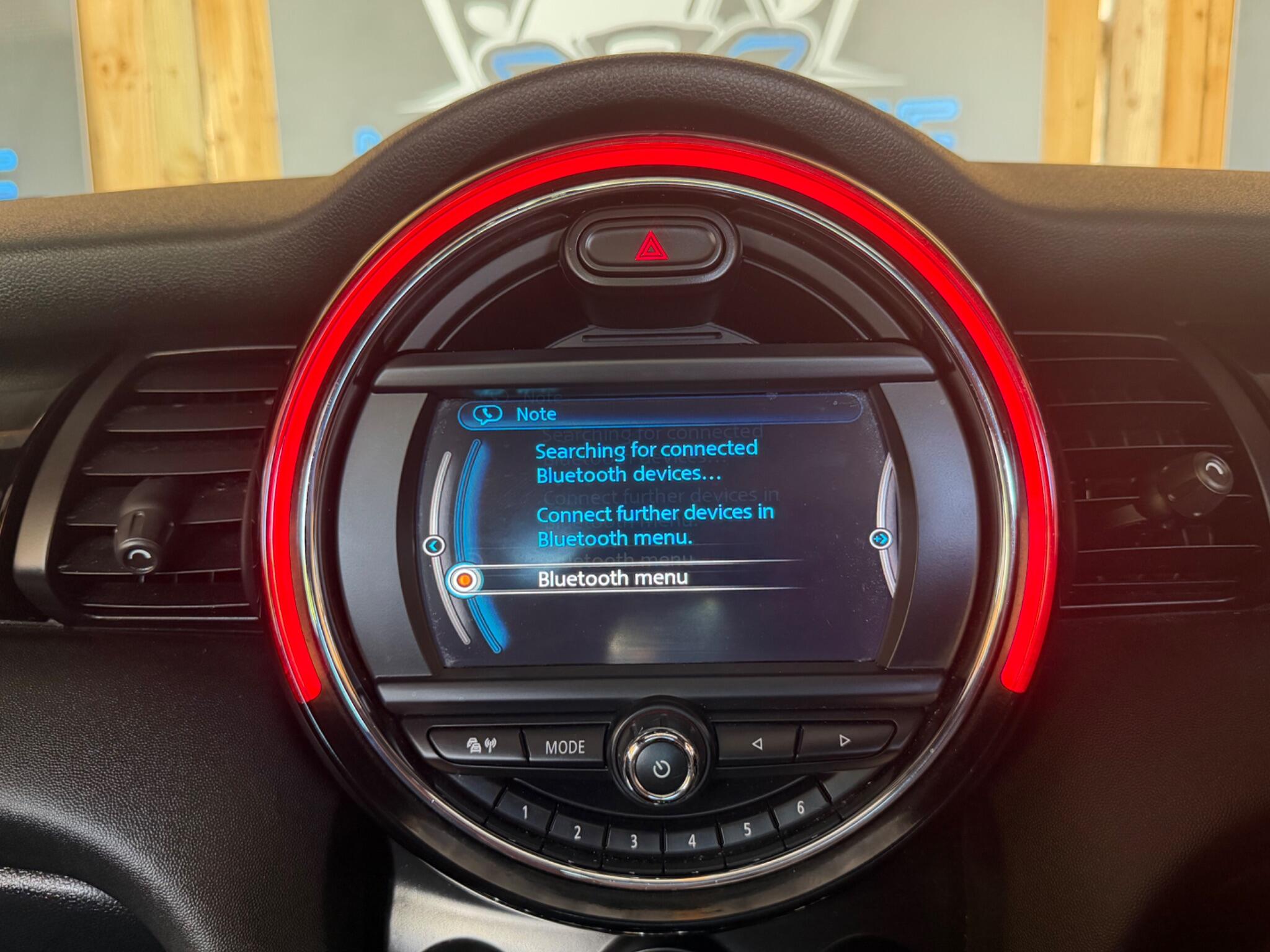 Mini Hatch view 37
