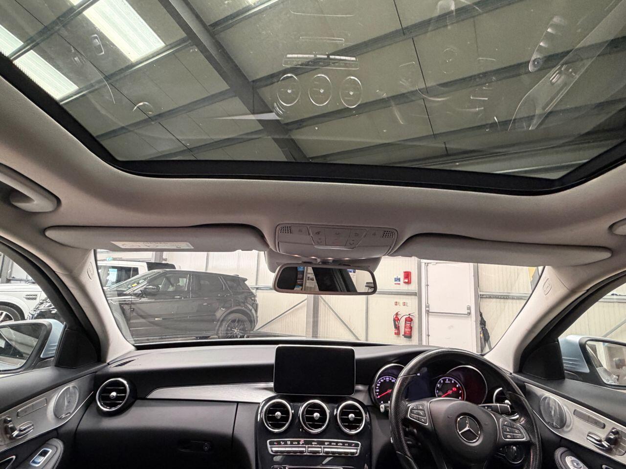 Mercedes-Benz C Class view 20