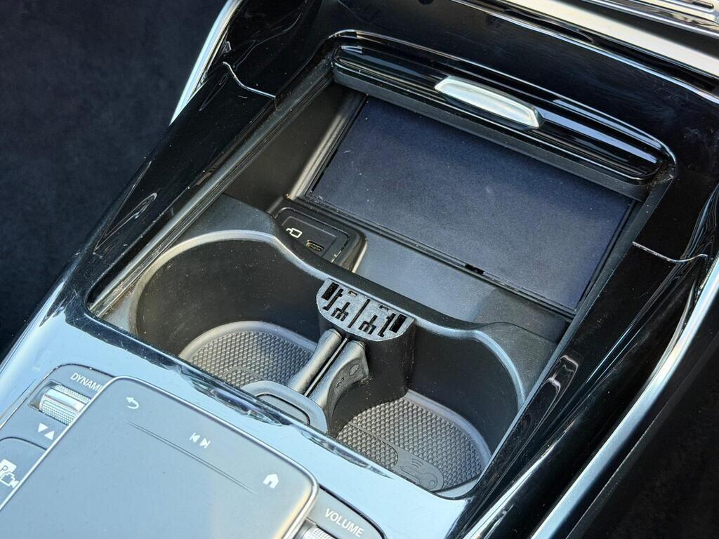 Mercedes-Benz A-Class view 41
