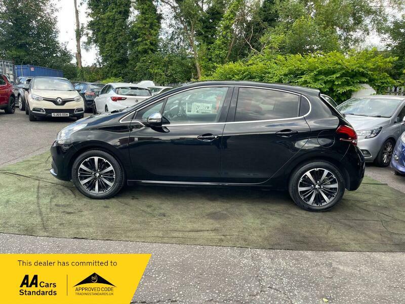 2018 Peugeot 208 1.2 PureTech Tech Edition Euro 6 (s/s) 5dr • 68,572 miles image 24