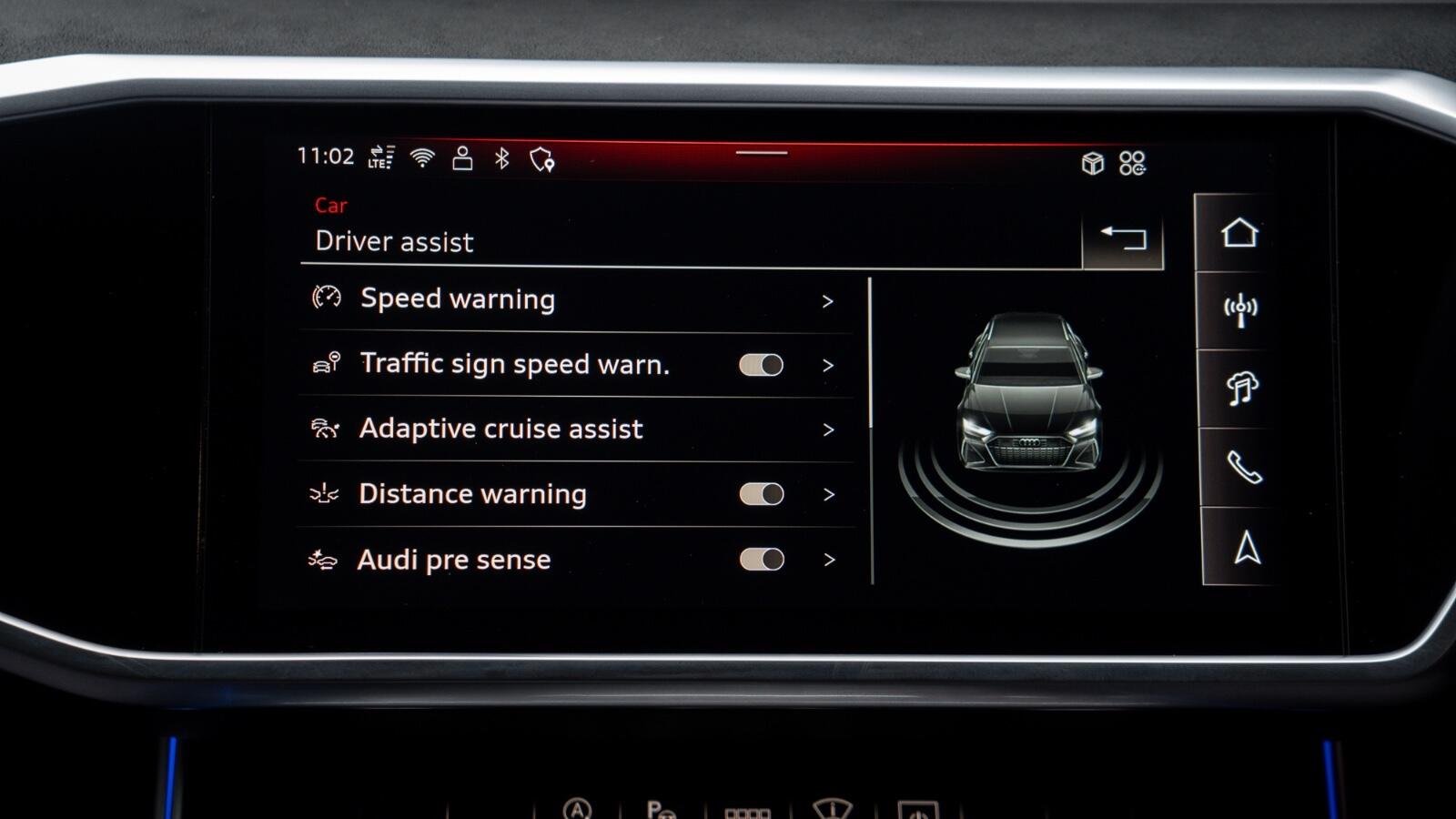Audi RS6 Avant view 22