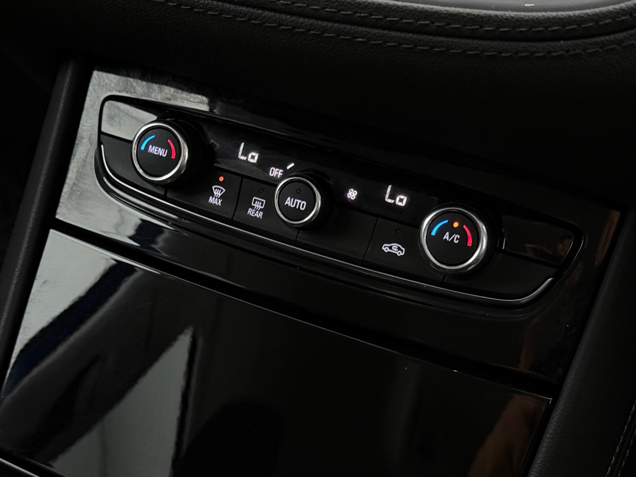 Vauxhall Grandland X view 34