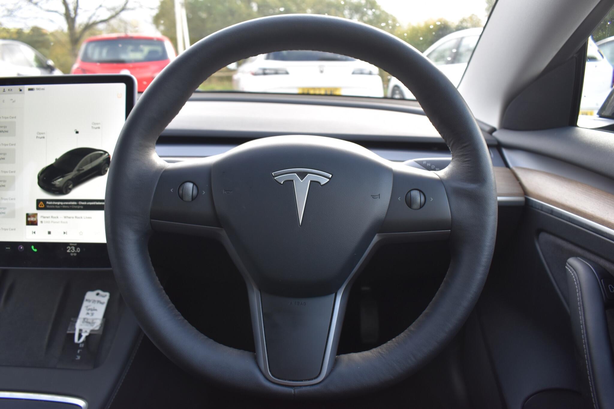 Model 3 - Standard Range Plus Auto RWD 4dr - Image 22