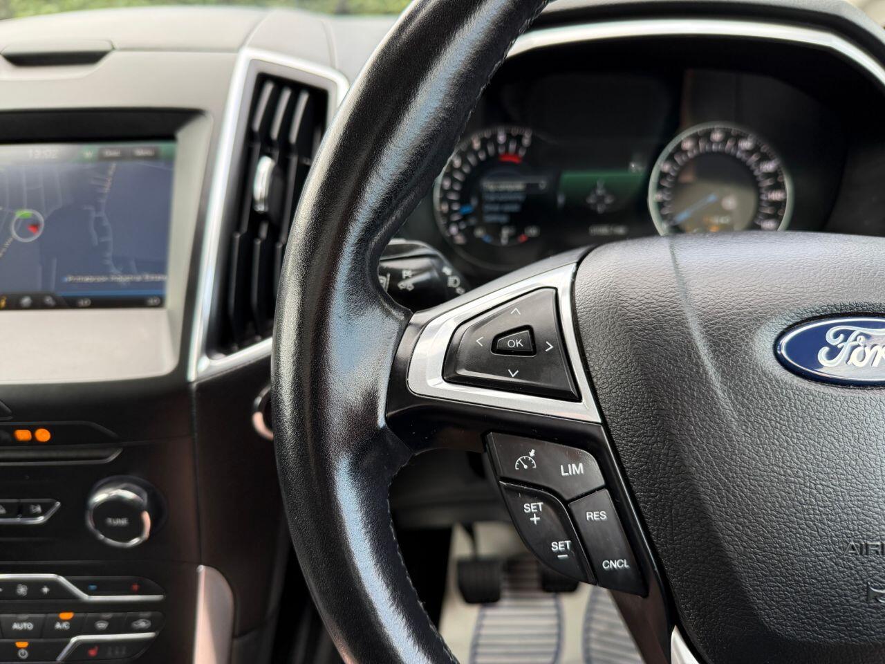 Ford S-Max view 35