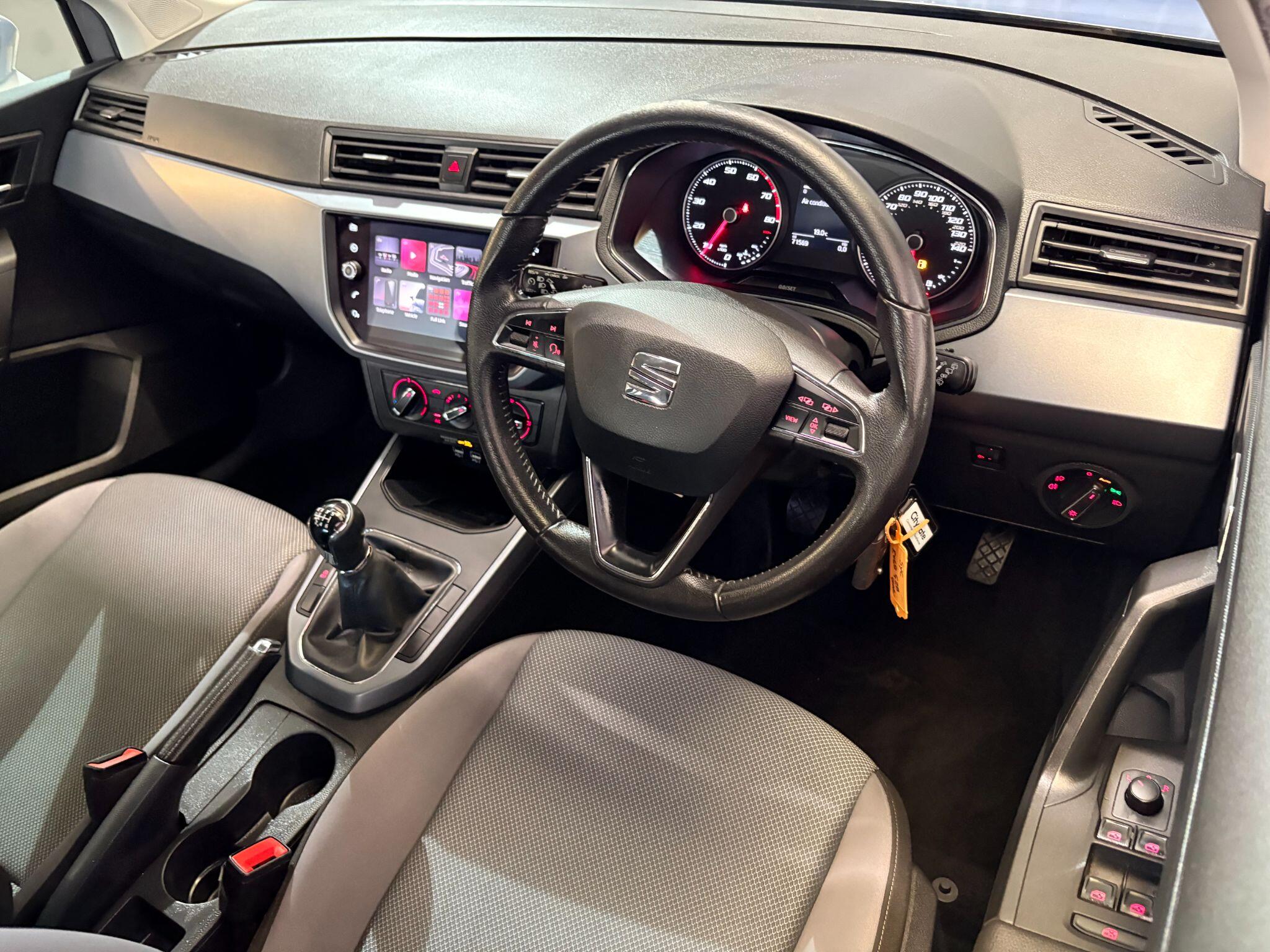 Seat Arona view 24