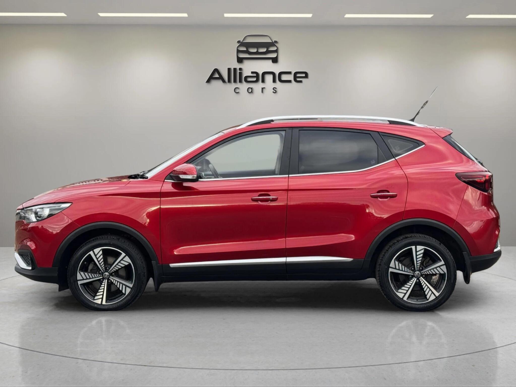 MG ZS view 14