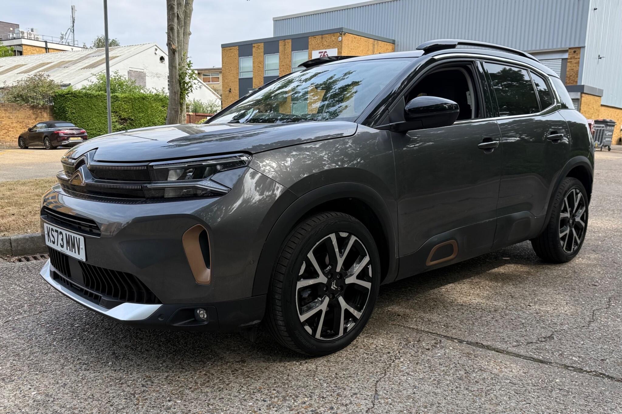 Citroen C5 Aircross view 3