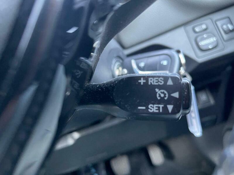 2017 Toyota Yaris 1.5 VVT-i Icon Euro 6 5dr • 37,180 miles image 43
