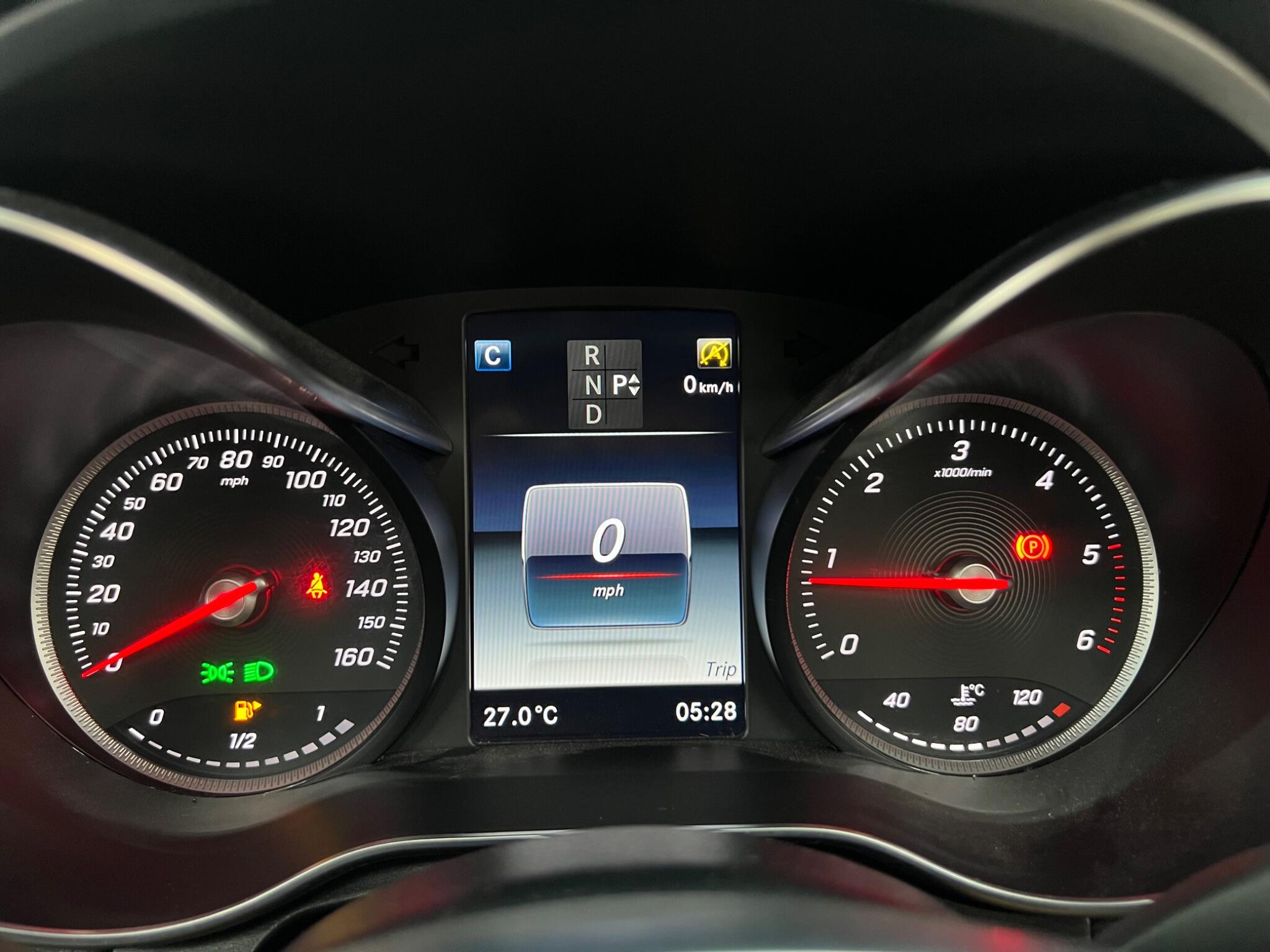 Mercedes-Benz GLC view 45