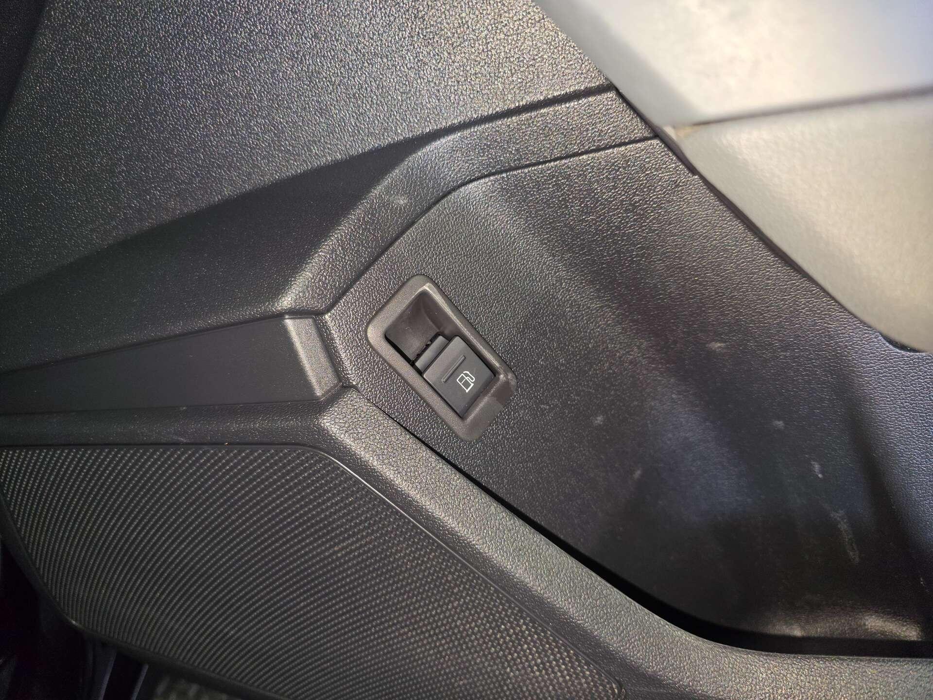 Audi A3 view 21
