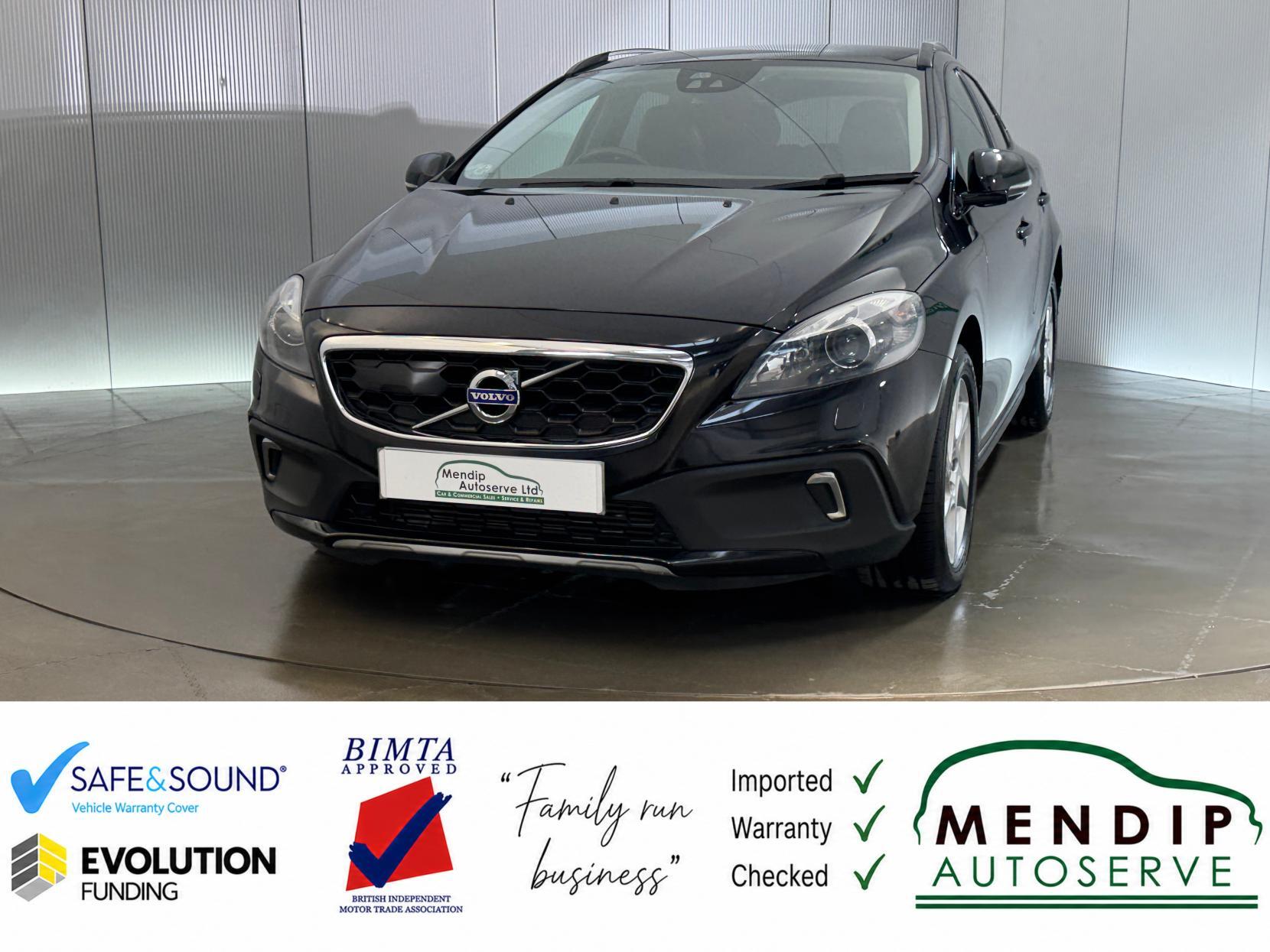 Volvo V40 Cross Country view 39