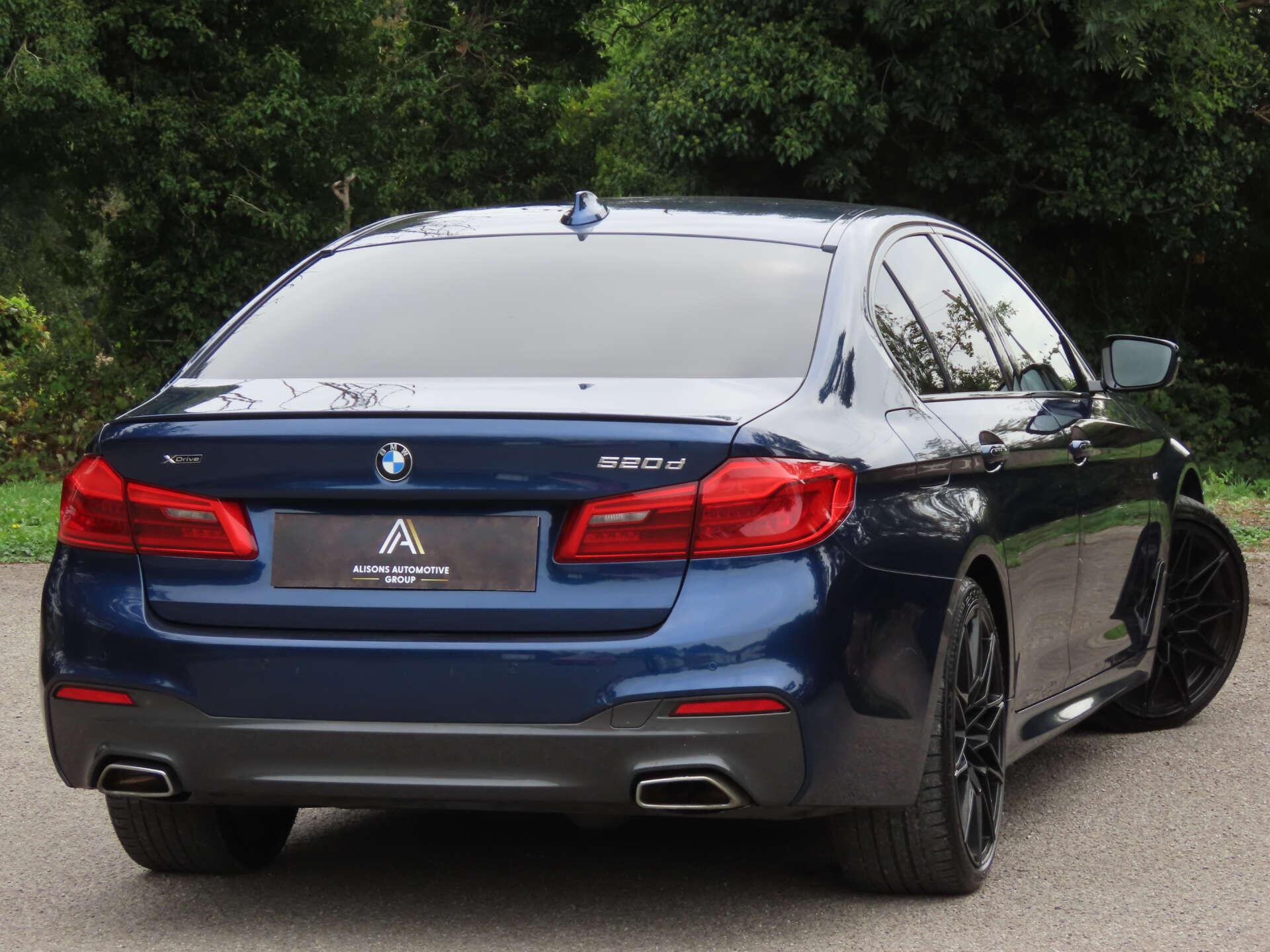BMW 5 Series view 4