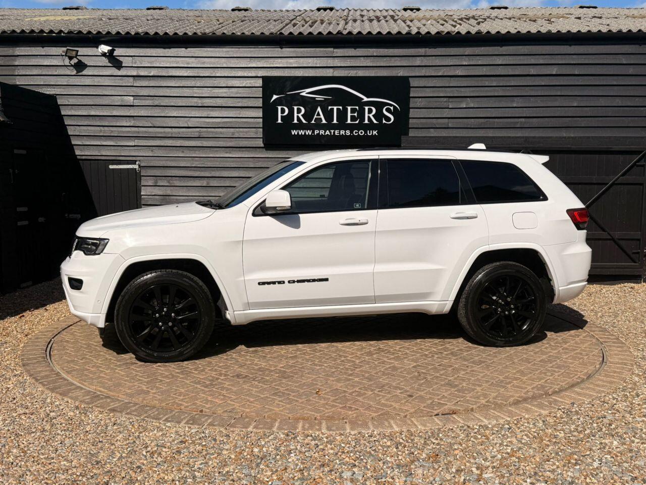 Jeep Grand Cherokee view 31