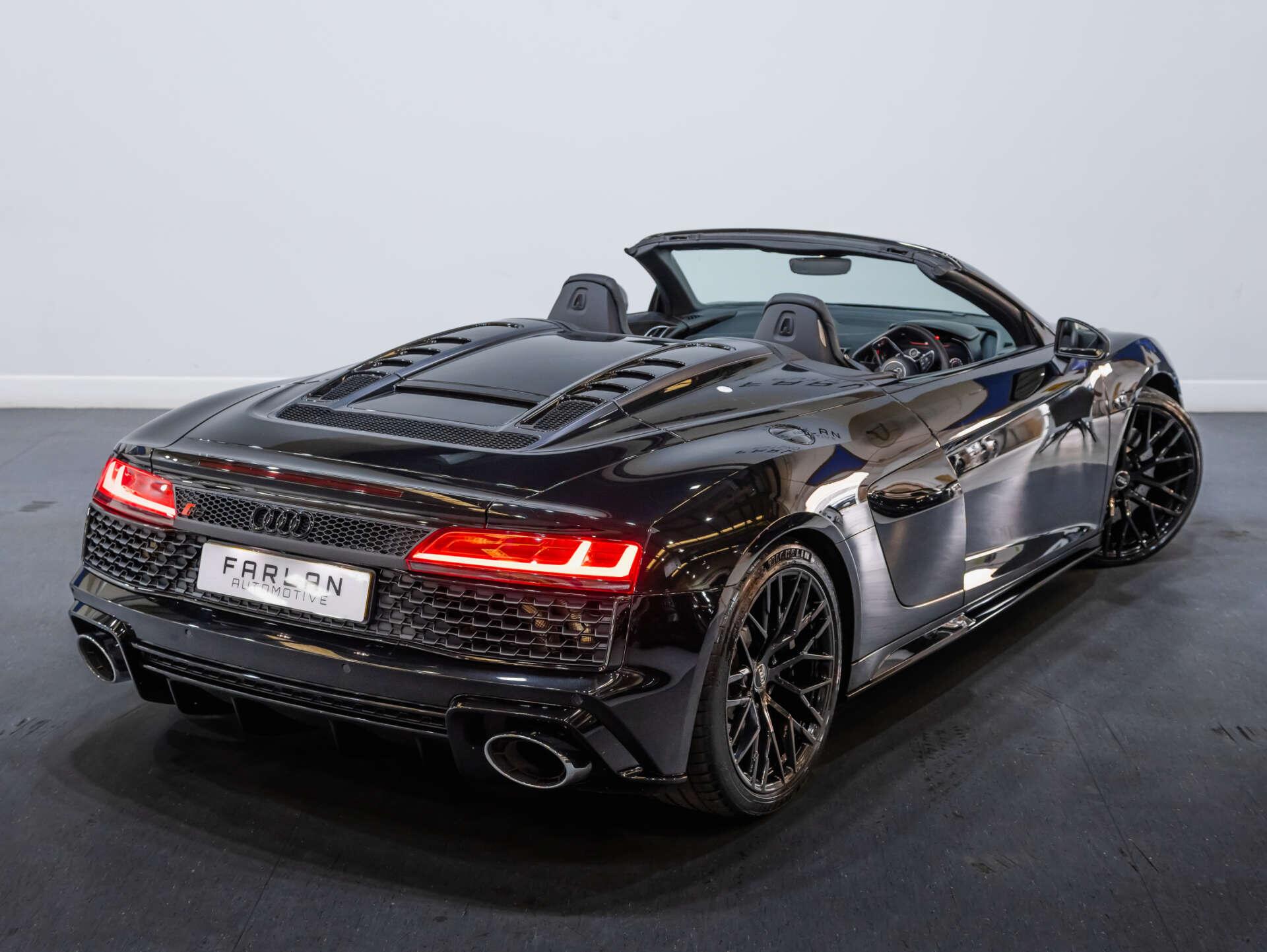 Audi R8 view 43