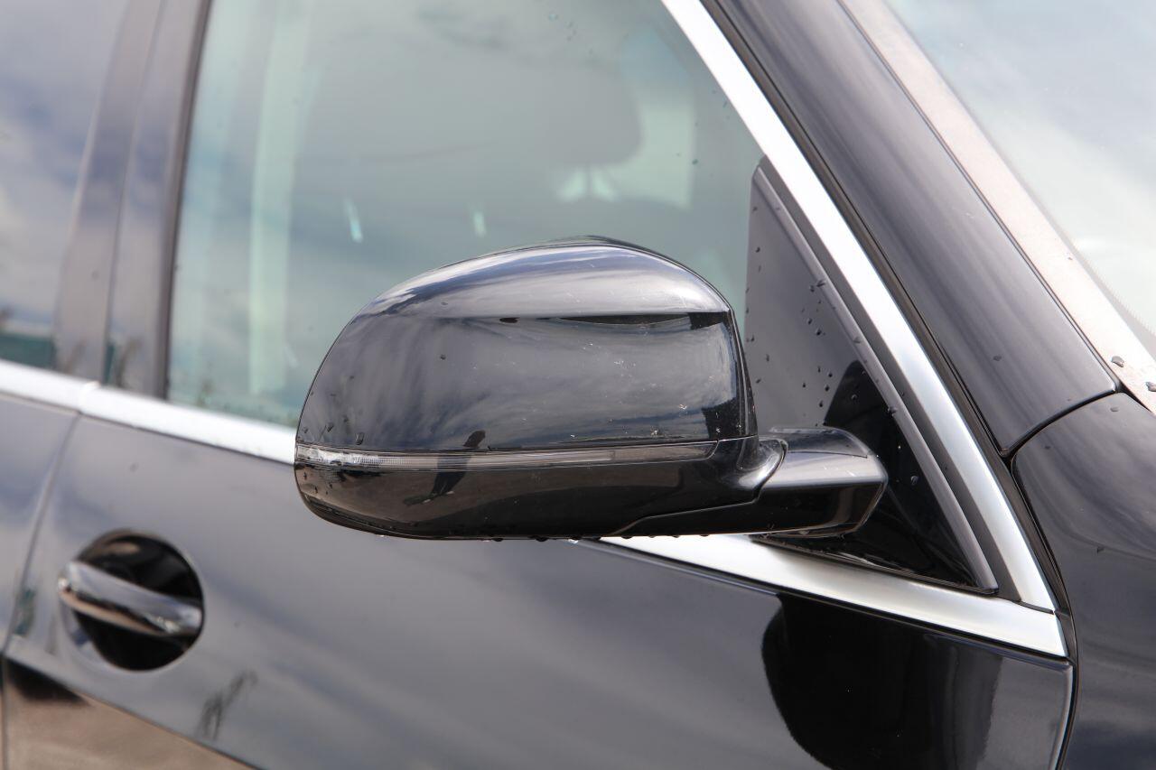 BMW X5 view 19