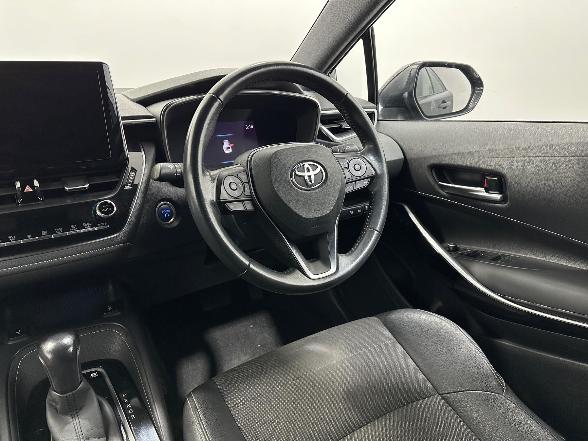 Toyota Corolla view 12