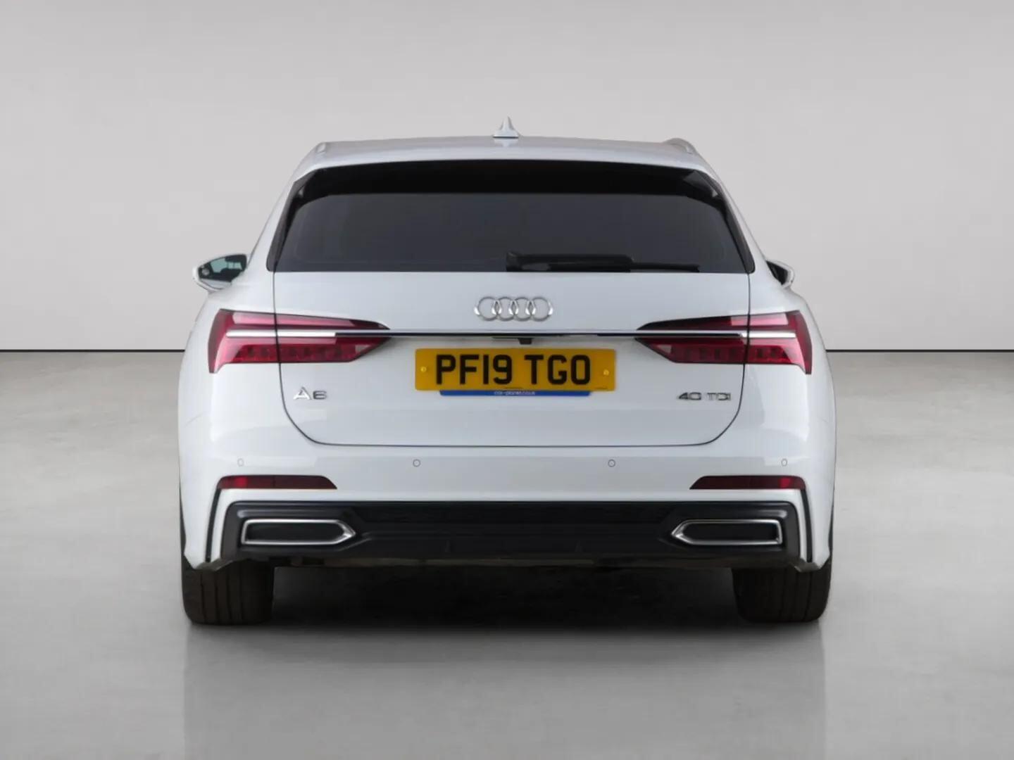 Audi A6 view 7