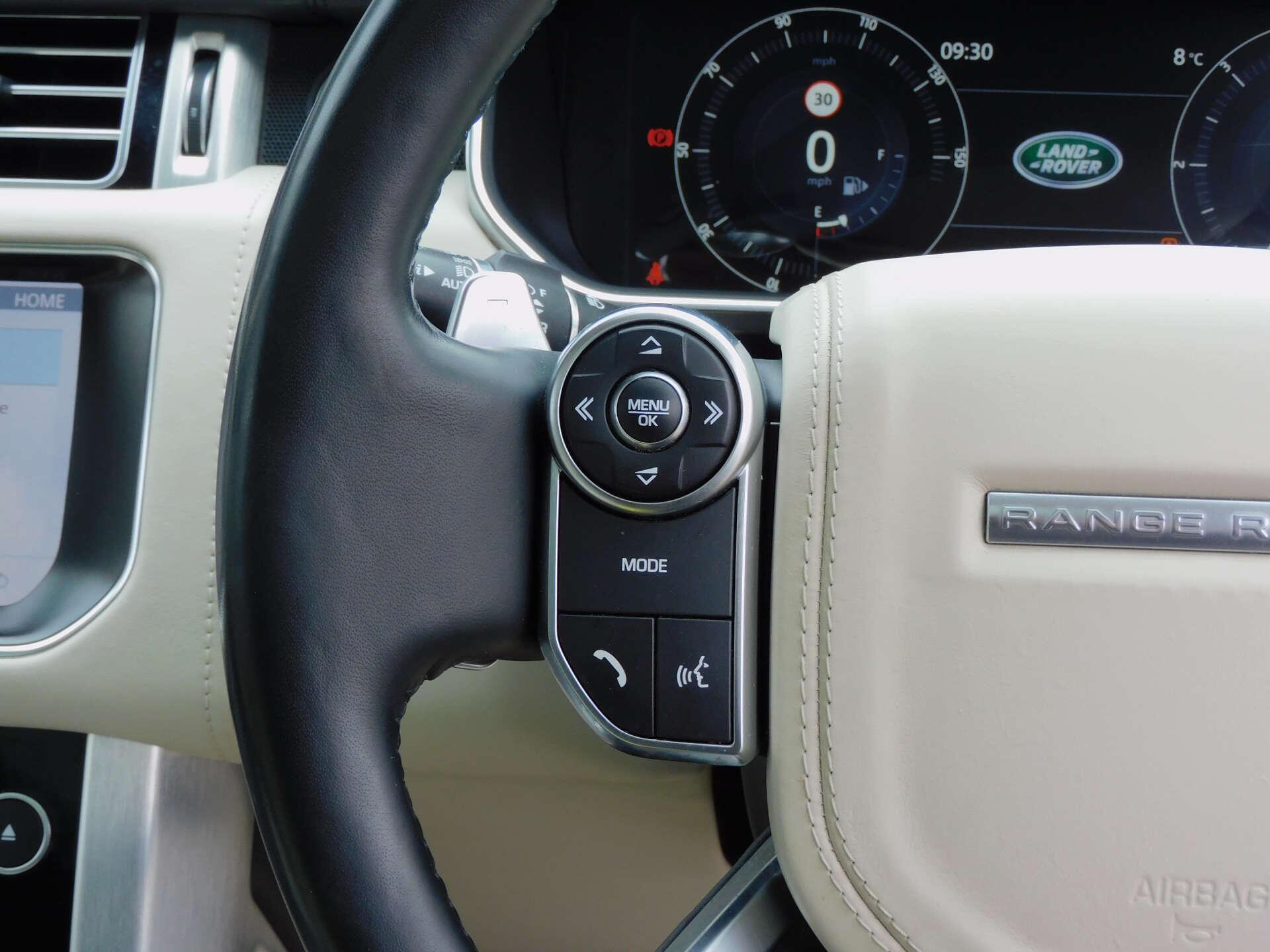 Land Rover Range Rover view 37